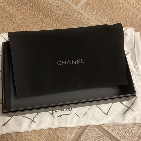 Chanel red wallet - Picture 5 of 5